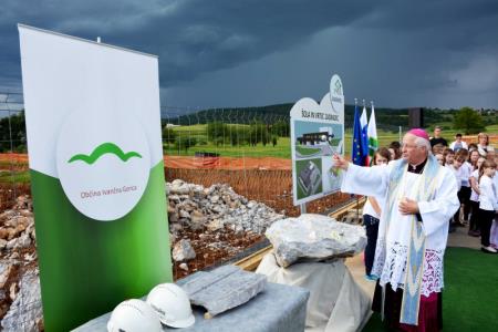 Temeljni kamen za novo šolo in vrtec v Zagradcu 6